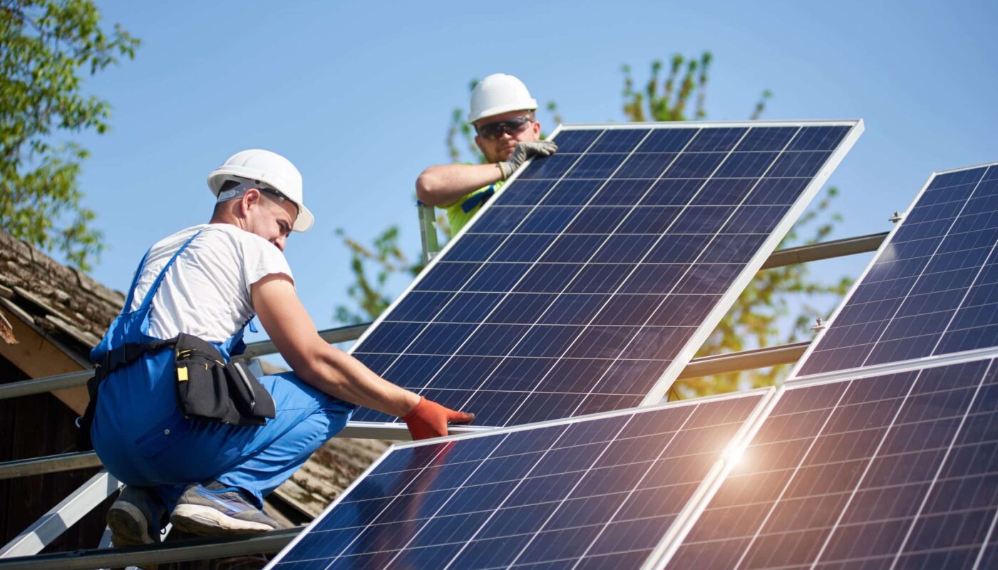 Installation des panneaux solaires